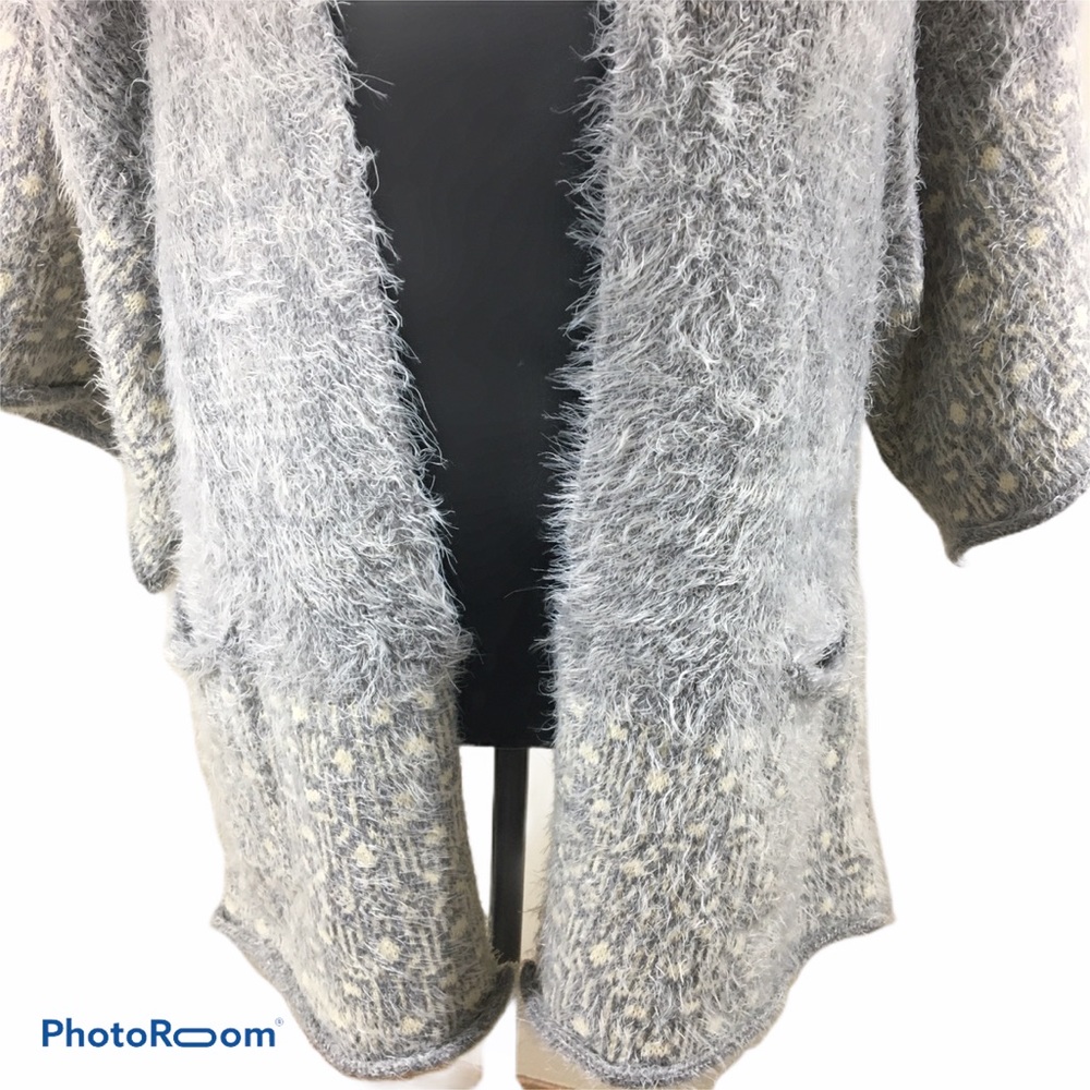 Easel Los Angeles Fuzzy Open Cardigan Sweater Gem